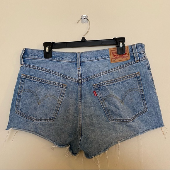 Levi’s 501 High Rise Cutoff Shorts 31 - Picture 2 of 5